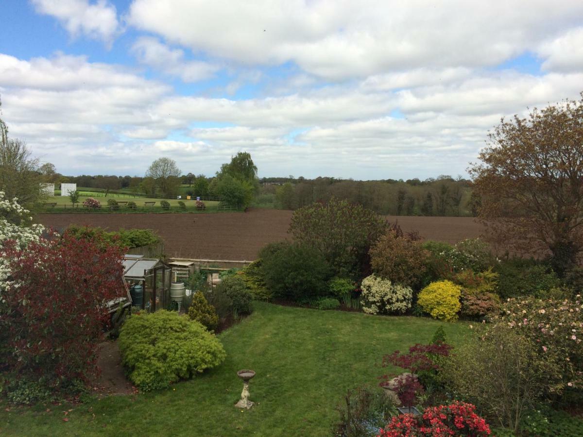 Porthkerry House Bed And Breakfast Little Budworth Exteriör bild