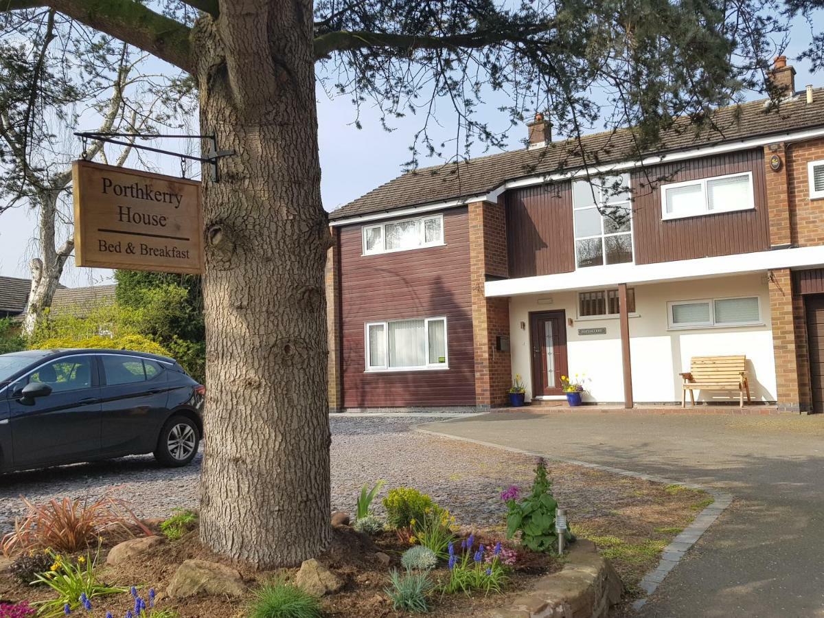 Porthkerry House Bed And Breakfast Little Budworth Exteriör bild